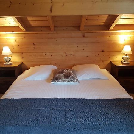 Chalet Les Aigles Saint-Sixt Exterior photo