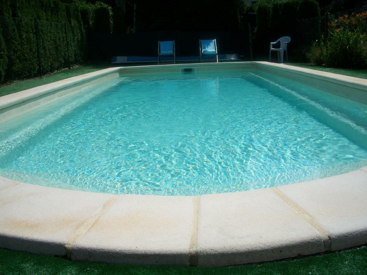 Chalet Les Aigles Saint-Sixt Exterior photo